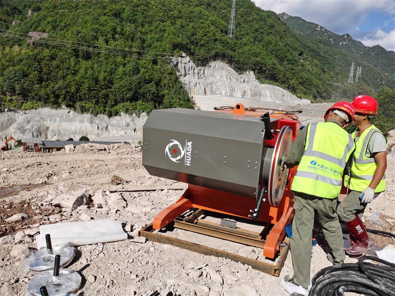 礦山石材繩鋸切割機