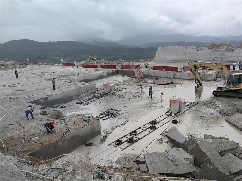 石材開采加工.jpg