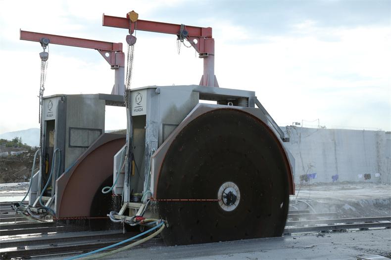 礦山圓盤鋸石機開采石材