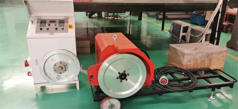 鋼筋混凝土繩鋸機