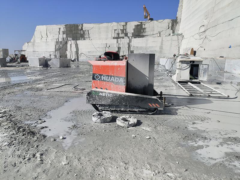 華大永磁履帶繩鋸機石材開采專用